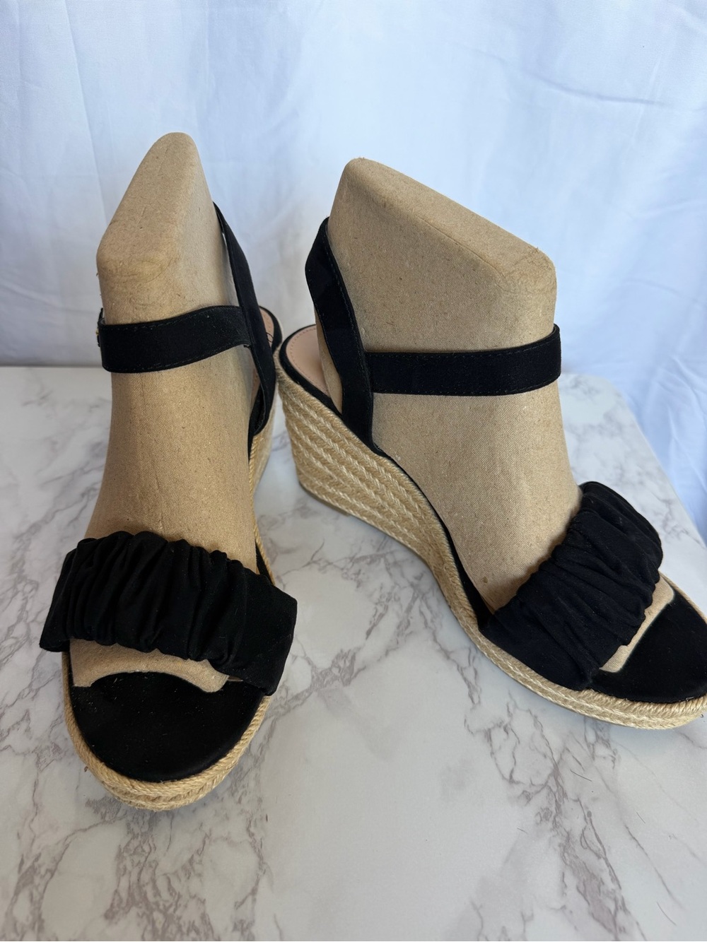 LC Lauren Conrad Yuki Women's Wedge Sandals